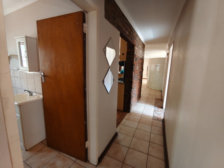 To Let 3 Bedroom Property for Rent in Pellissier Free State